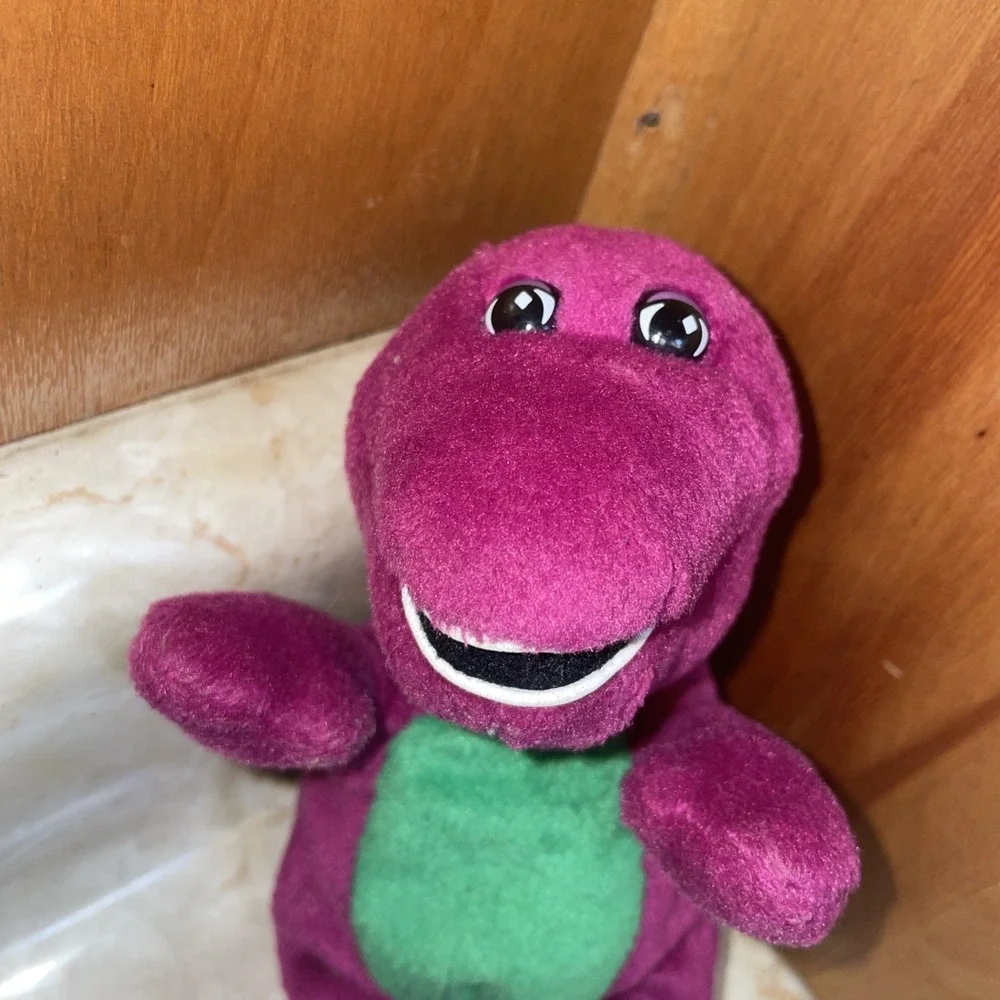 Vintage 1997 Gund Lyons Group Tiny Barney Purple Dinosaur Beanbag Plush 7